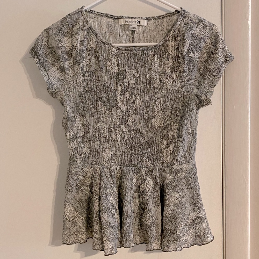 Pretty Forever 21 Grey Lace Peplum T-Shirt Top Flattering style.